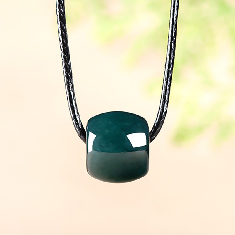 Jewelry & Watches Bench - Colar com Pingente de Contas de