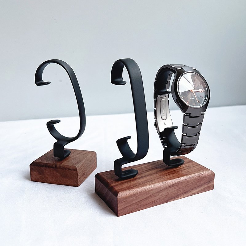 Suporte de madeira em forma de - Jewelry And Watches Inc avaliação e preço