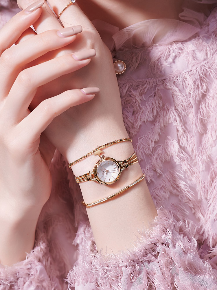 Pulseira Feminina Relógio de J - Jewelry Clasp Watches avaliação e preço