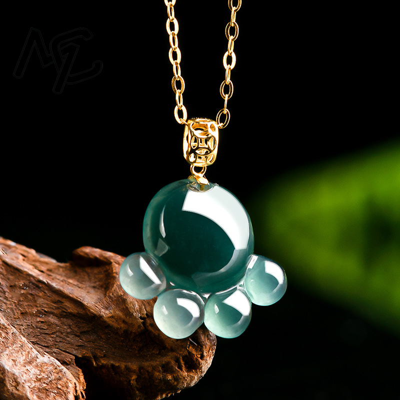 Colar com Pingente de Jade Nat - Jewelry & Watches Bench avaliação e preço