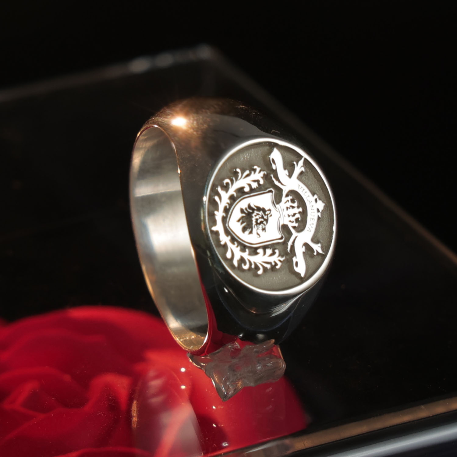 Anel Masculino Redondo de 17mm - Mens Signet Ring avaliação e preço